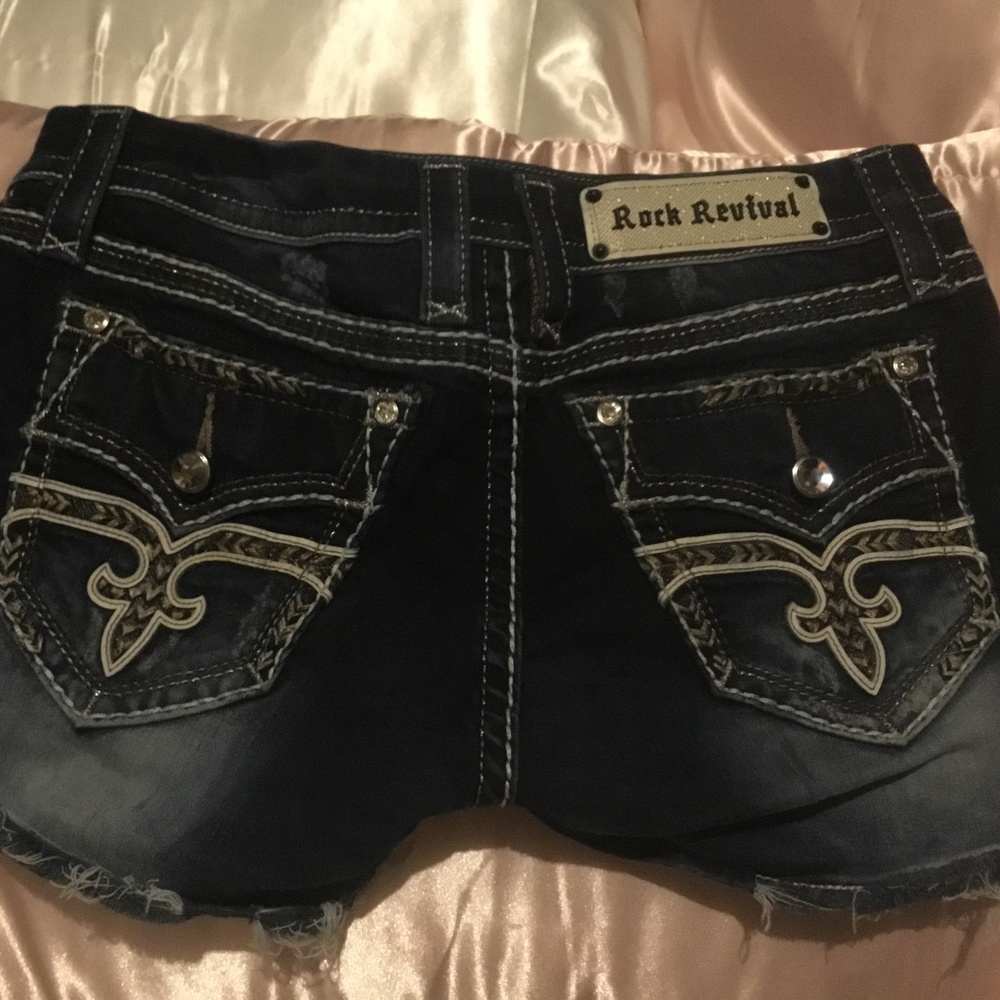 Rock Revival shorts size 28